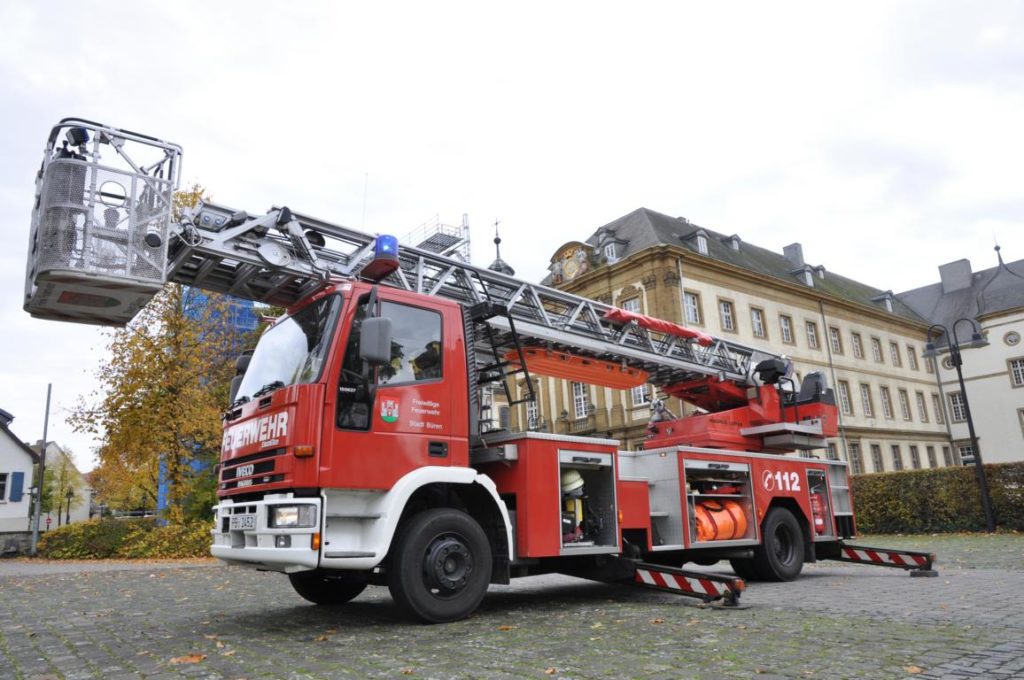 Bueren DLK23 - Freiwillige Feuerwehr Büren